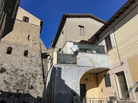 Vendita immobili a Terni, appartamenti e case in vendita ...